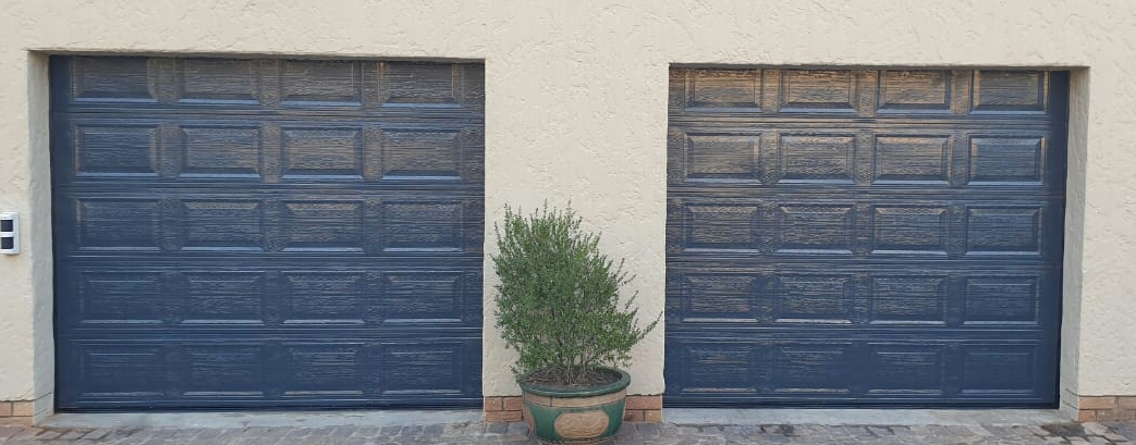 Single Aluzinc Charcoal Grey Block